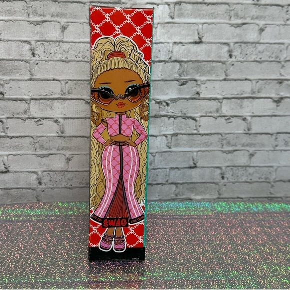 L.O.L. Surprise OMG Swag 2023 Fashion Doll with Multiple Surprises 2 Looks NEW - Picture 8 of 12